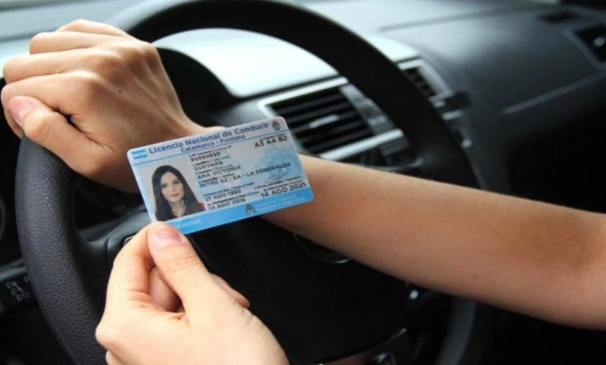 Ante la extensión de la cuarentena: prorrogan la vigencia de las licencias de conducir vencidas
