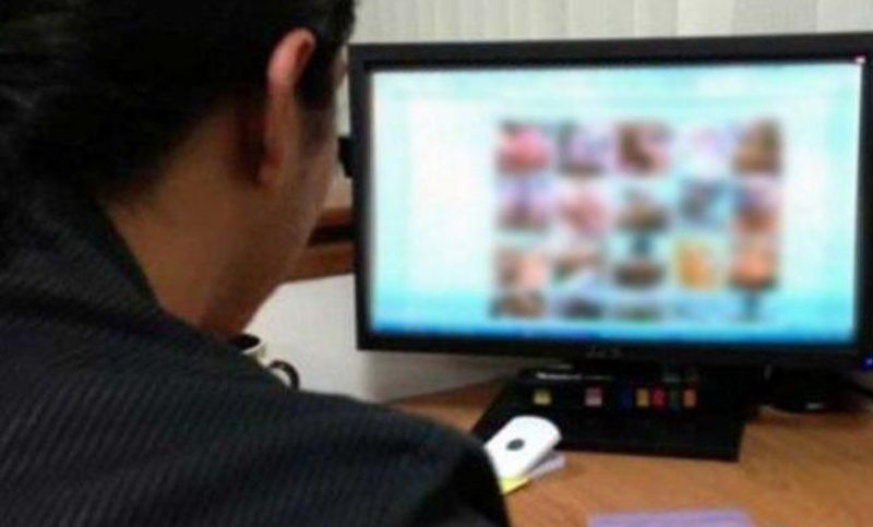 Prisión preventiva para un hombre que subió a la web 93 videos de pornografía infantil