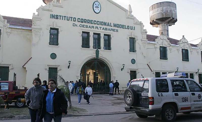 Asesinan de un puntazo a un preso en una pelea en una cárcel de Santa Fe