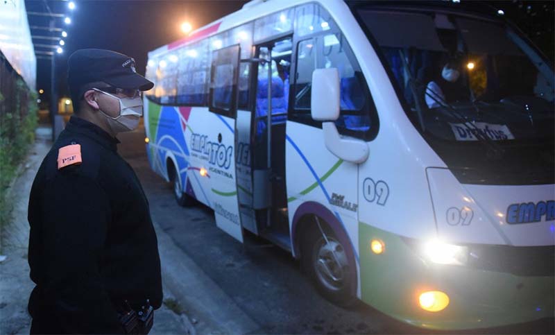 Permiten el regreso a su domicilio habitual a las personas varadas en el país