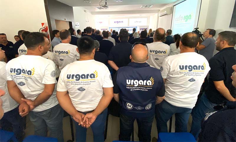 Recibidores de granos reclaman que se reduzca la carga horaria en todos los puertos
