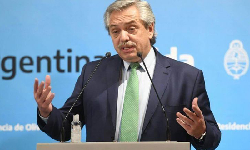 La economía caerá entre 5 y 6 puntos este año, estimó Alberto Fernández