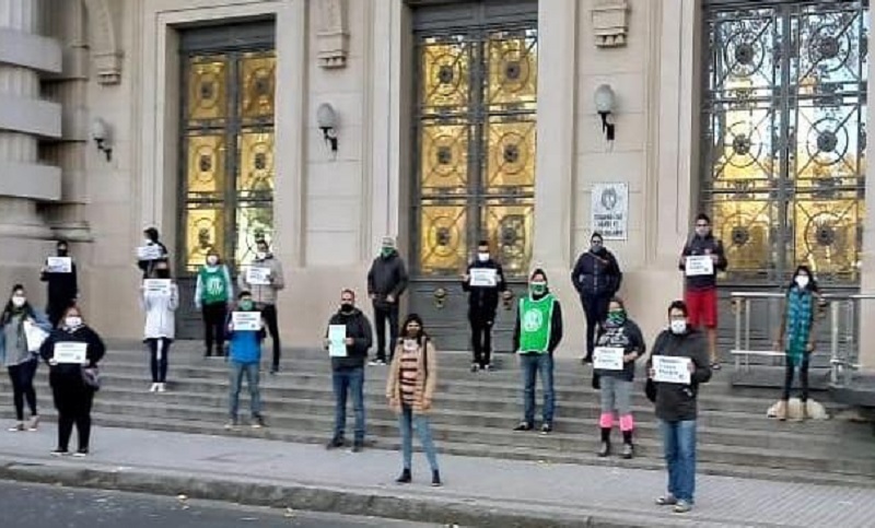 Trabajadores de la Justicia Penal Juvenil reclamaron por la continuidad de sus contratos