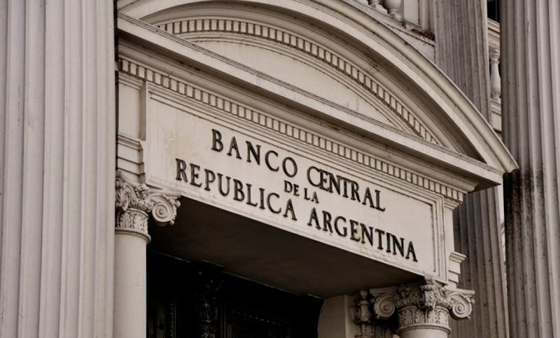 El Banco Central dispuso nuevas restricciones a empresas para acceder a dólares