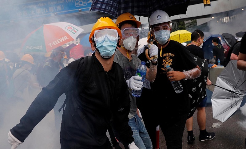 Pese a la pandemia, cientos de personas protestaron en Hong Kong contra una ley china 