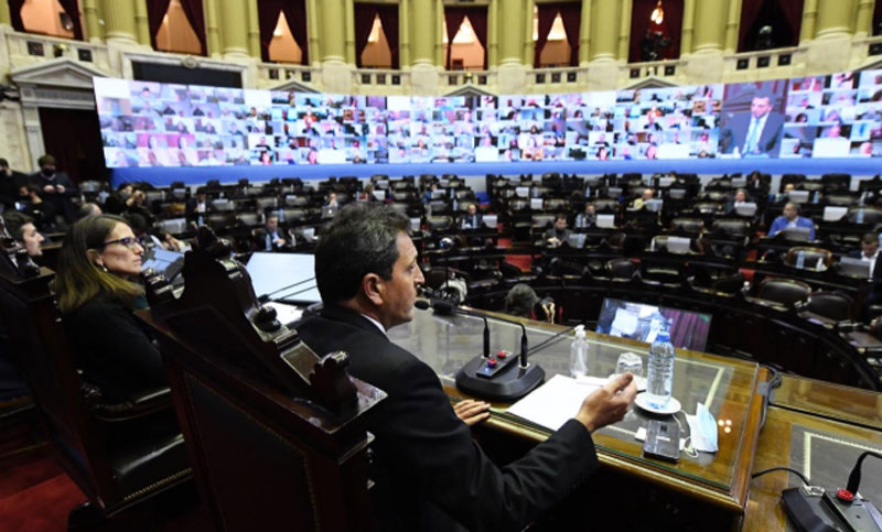 Diputados probó el sistema de sesiones mixtas y lo estrenaría el sábado con un plenario