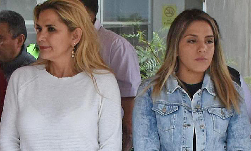 Denunciaron penalmente a la hija de Áñez por uso indebido de un avión oficial