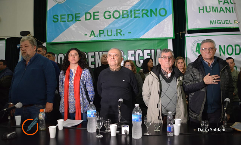 Tras 60 días sin funcionar, volvieron las actividades de los no docentes en la UNR