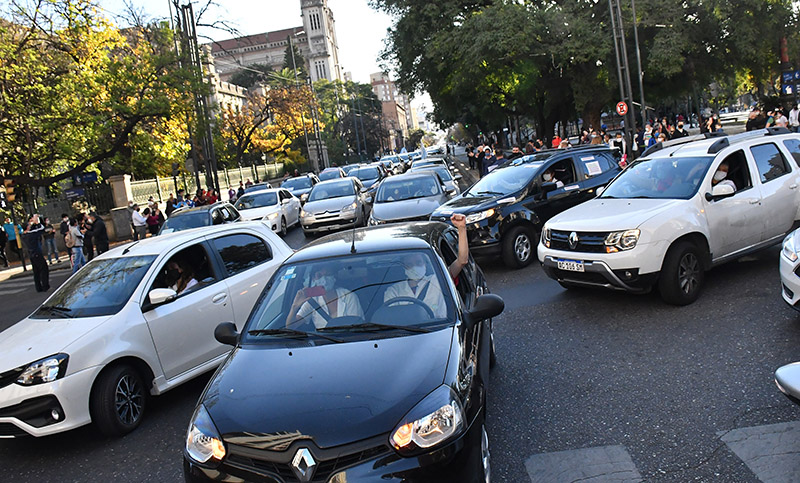 Córdoba: caravana de médicos por dos imputados de un geriátrico con 65 casos de coronavirus