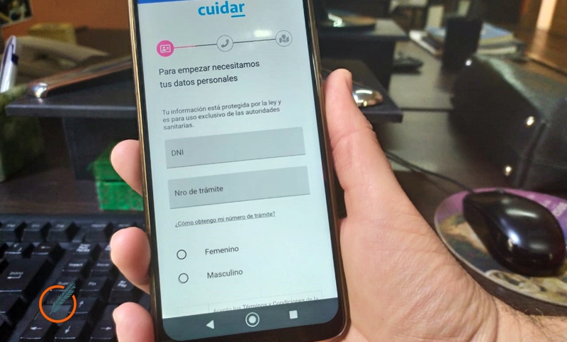 La nueva app del gobierno CuidAR en el ojo de la tormenta: falta de claridad y rastreo de personas