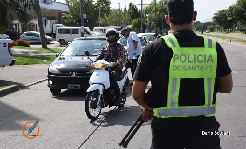 Quiso ir a la ferretería, a dos cuadras de su casa, y terminó 10 horas detenido