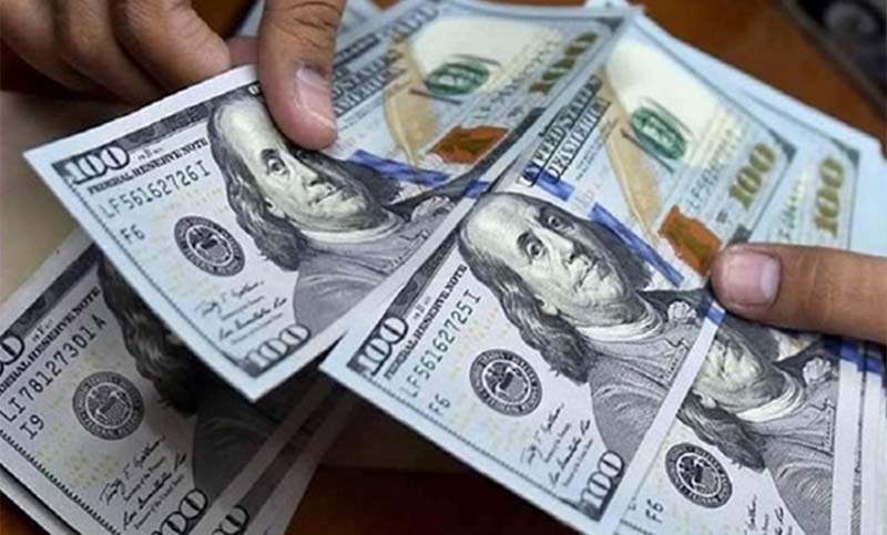 Desde el lunes se deberá presentar declaración jurada para comprar dólares