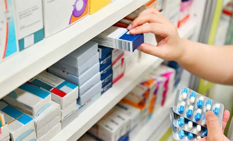 Las ventas en las farmacias cayeron un 35% en medio de la crisis por la pandemia