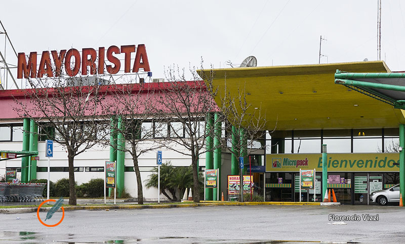 Comercio mayorista, construcción y actividad hotelera: cifras de la crisis