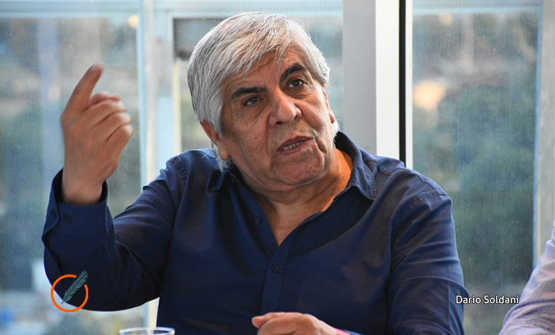 Moyano advirtió al Gobierno que Camioneros no avalará suspensiones ni descuentos salariales