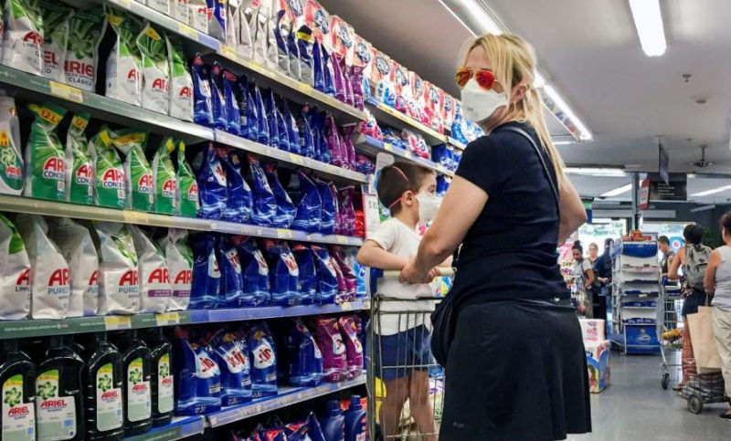 El Gobierno prorrogó precios máximos de 2.300 productos hasta el 30 de junio