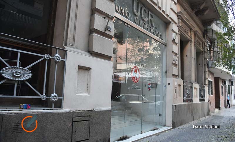 Vandalizaron y robaron el comité radical en el centro de la ciudad