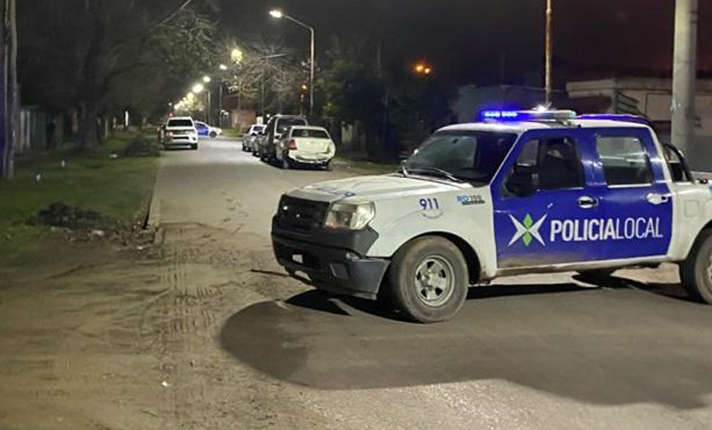 Asesinaron a una mujer de un botellazo mientras se dirigía a su trabajo