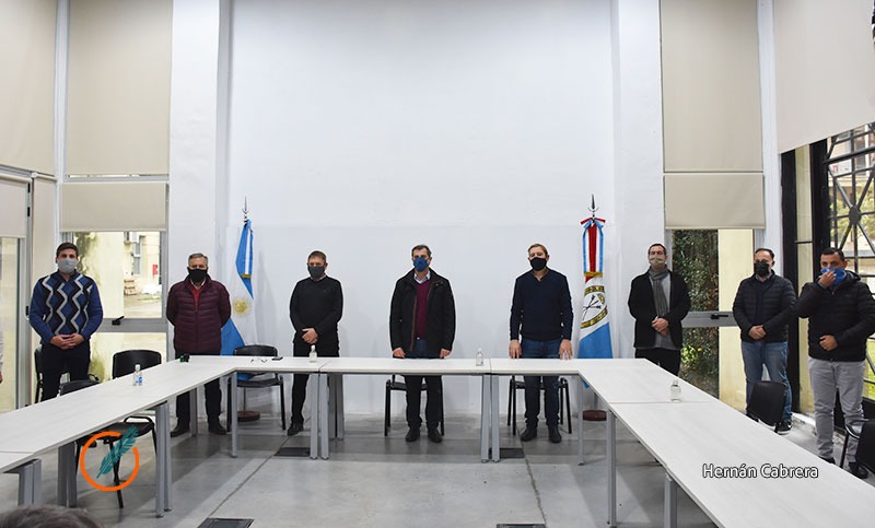 Asistencia en Santa Fe: firma de convenio alimentario y claves del nuevo plan para jóvenes