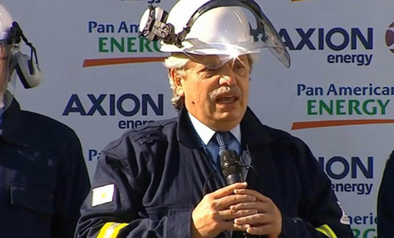 Fernández inauguró la primera planta refinadora de diésel premium del país
