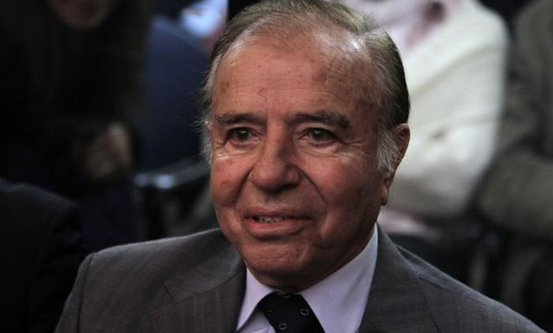 Menem «pasó una buena noche» y «está mejorando»