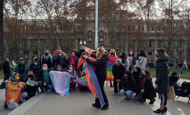 El acto LGBTIQ+ en plaza San Martín tuvo momentos de tensión