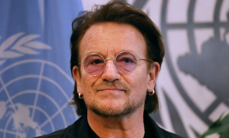 Figuras de la música versionan tema de U2 en fiesta virtual de graduación en Estados Unidos
