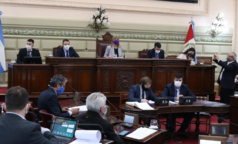 El Senado santafesino aprobó la adhesión de Santa Fe a la ley de ART