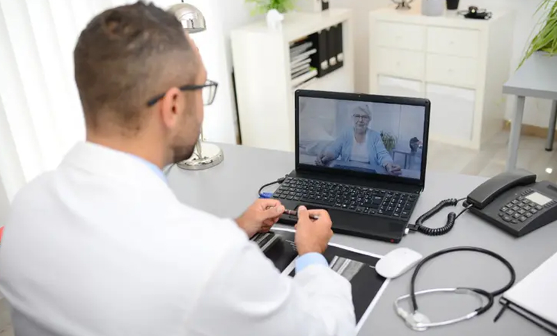 Afirman que la telemedicina y las recetas digitales llegaron para quedarse