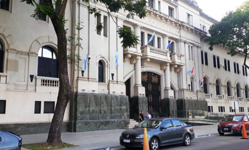 Piden cuatro años de cárcel y una multa millonaria para un policía acusado de enriquecimiento ilícito