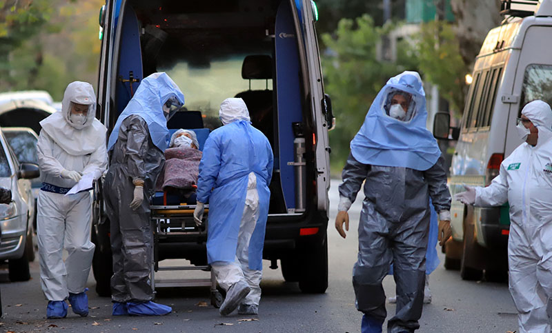 Se confirmaron 2.866 casos de coronavirus y 34 muertes este viernes en el país