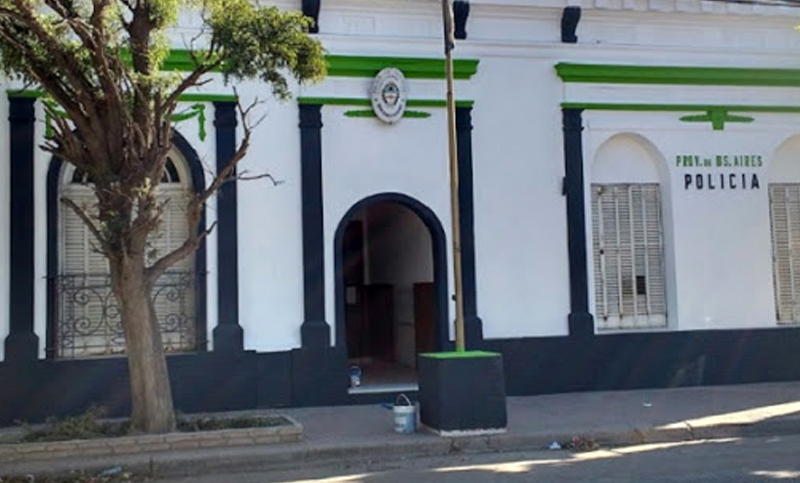 Trío sexual, drogas, puñaladas, extorsión policial y una emboscada: un caso de película en Bahía Blanca