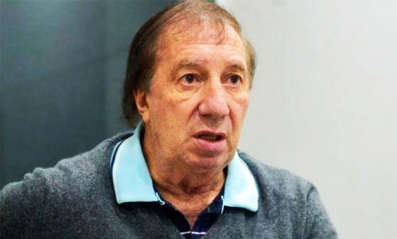 Carlos Bilardo dio negativo en un test de coronavirus