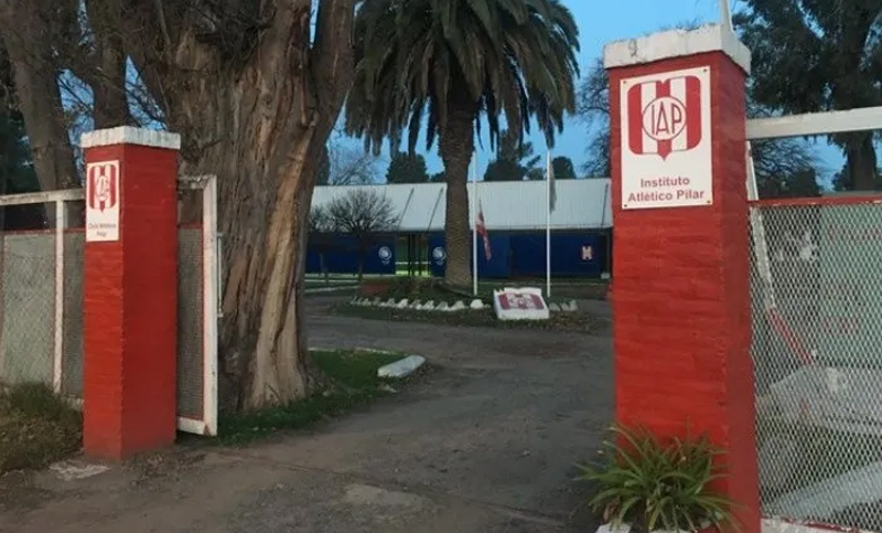 Afirman que Frigerio estuvo en las canchas de pádel donde violaron la cuarentena este domingo