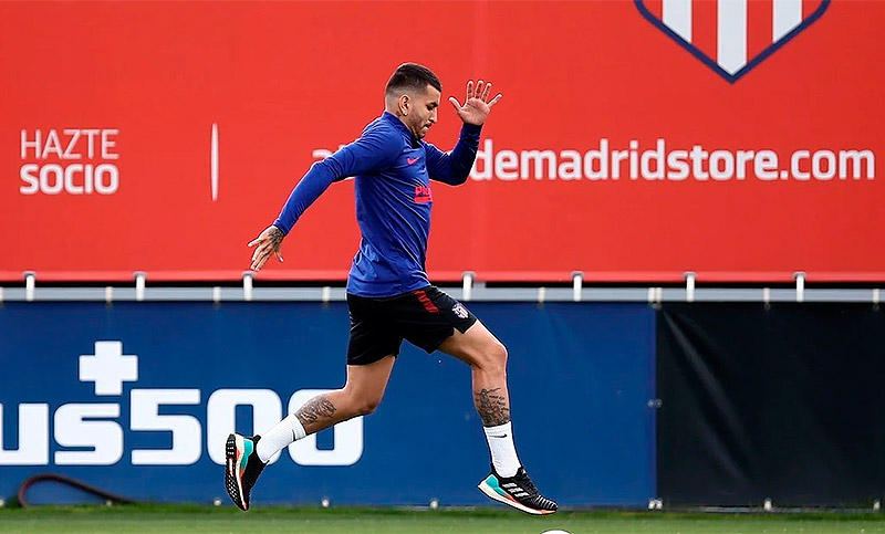 Ángel Correa, elogiado en España al no haber faltado nunca por lesiones