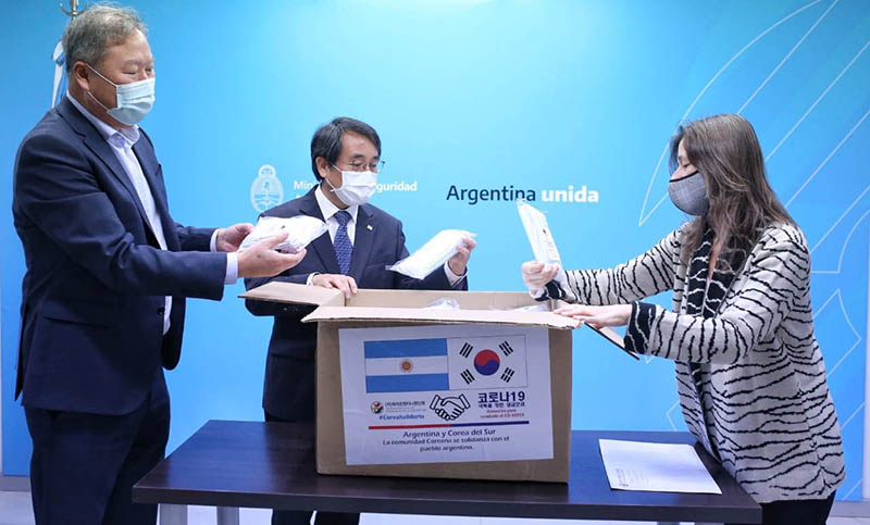 La comunidad coreana donó 60.000 barbijos al Ministerio de Seguridad de la Nación