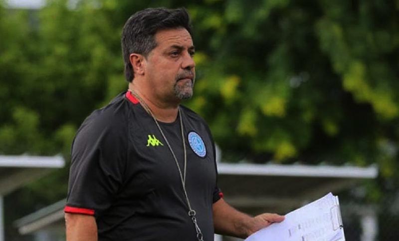Caruso Lombardi dijo que «no están dadas las condiciones» para volver a entrenar