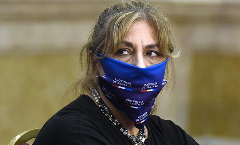 En Santa Fe evalúan dar marcha atrás con autorizaciones ante aumento de casos de coronavirus