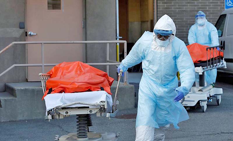 EEUU marca récord mundial de casos de coronavirus: más de 77.000 en un día