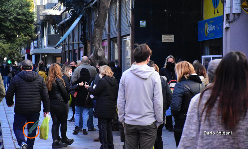Se confirmaron 16 casos más en Rosario; la provincia tuvo un nuevo récord