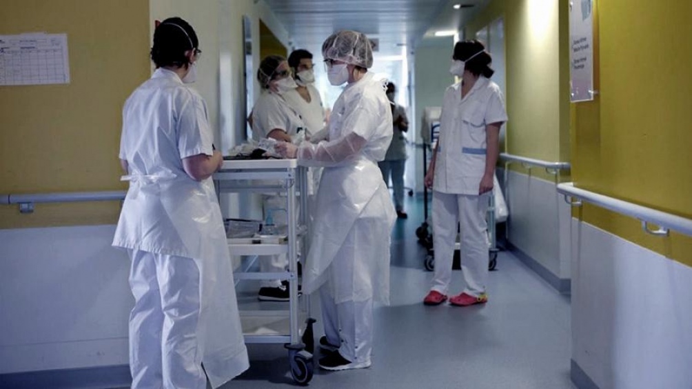 En un día de contagios récord, se registraron 4.518 nuevos casos y murieron 66 personas