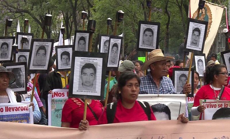 Identifican restos de uno de los 43 estudiantes desaparecidos de Ayotzinapa