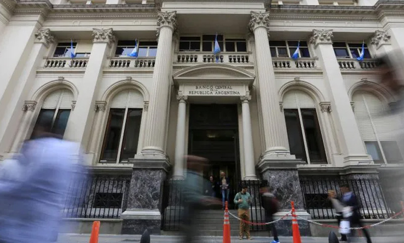 Todavía es necesario que el Estado siga sosteniendo al sector privado