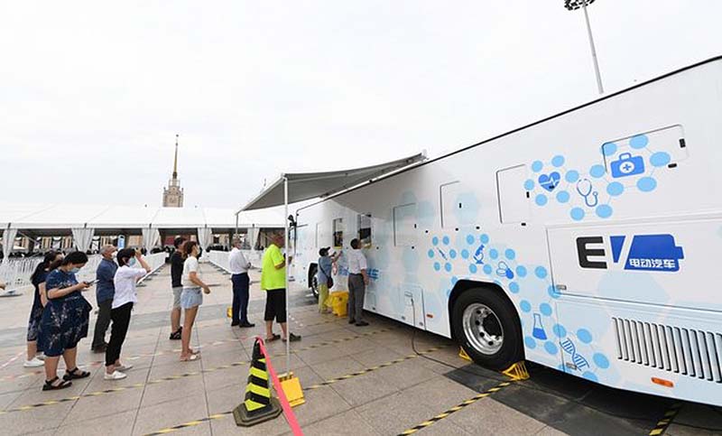 China registra tres casos de coronavirus, el menor número en tres semanas