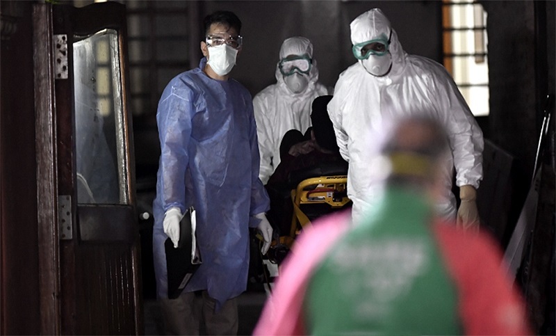 Con cifras récord, se confirmaron 153 muertes y 6.377 contagios de coronavirus en el país