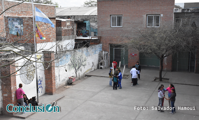 Tapabocas desde 1º grado, grupos rotativos y distancia de dos metros, así será el regreso a clases