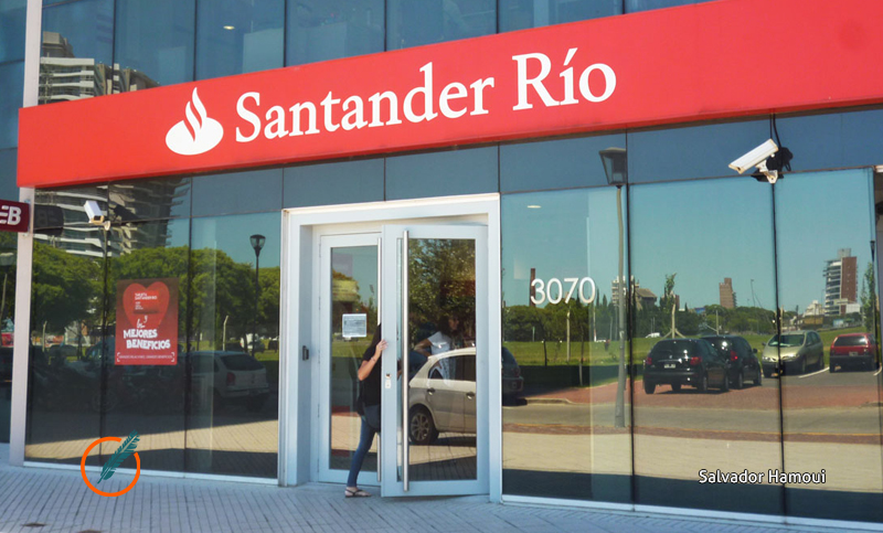 La pandemia provoca una bancarización sin precedentes en el país