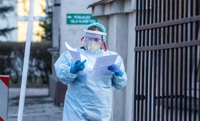 Brasil registró más de 42 mil contagios y 1.220 muertes por coronavirus en las últimas 24 horas