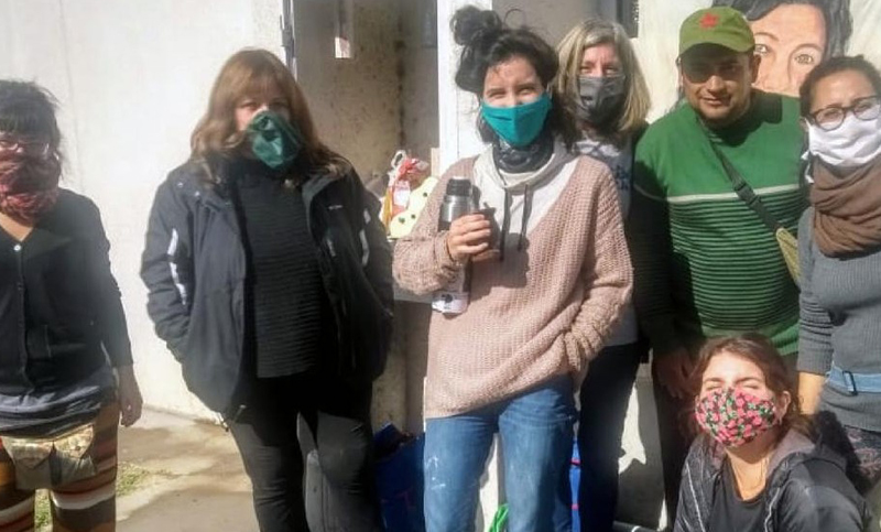 Docentes universitarios brindan asistencia a unas 6 mil familias
