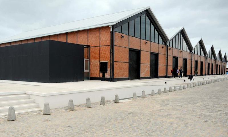 Proponen la creación de un “Polo Audiovisual Rosario” en los galpones del río